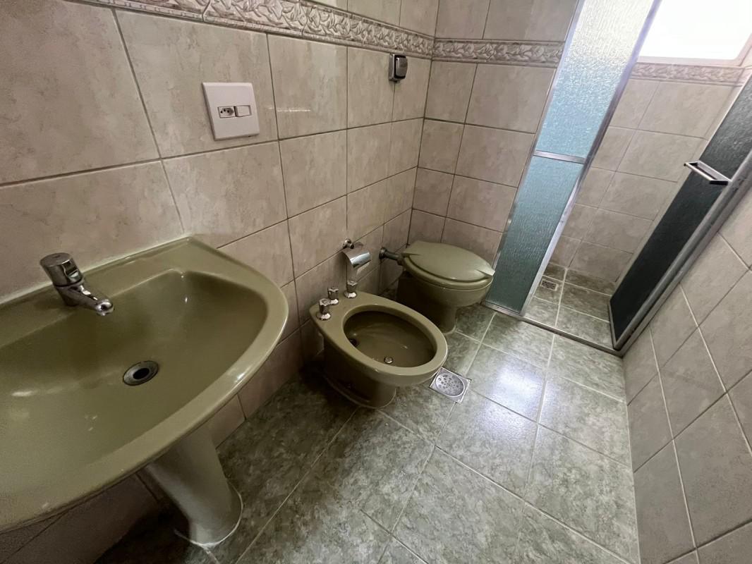 Apartamento, Carlos Prates, 3 Quartos, 0 Vaga