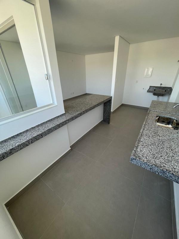 Apartamento, Sagrada Família, 2 Quartos, 2 Vagas, 1 Suíte