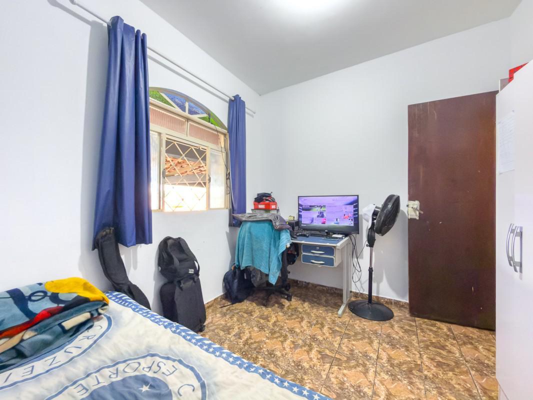 Casa, Confisco, 6 Quartos, 2 Vagas, 2 Suítes