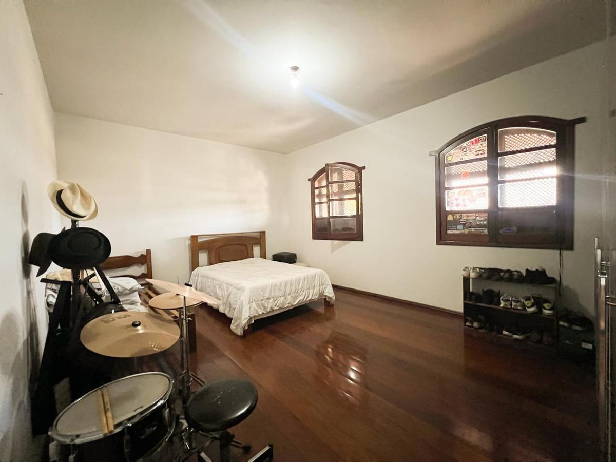 Casa, Serrano, 5 Quartos, 4 Vagas, 1 Suíte
