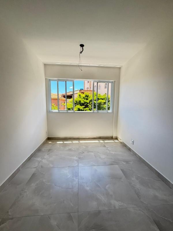 Apartamento, Sagrada Família, 3 Quartos, 2 Vagas, 1 Suíte