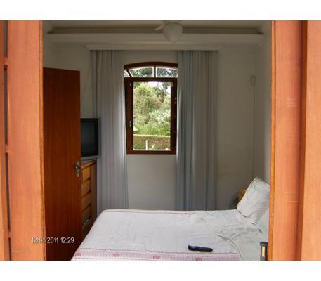 Casa em Condomínio, Francisco Pereira, 3 Quartos, 2 Vagas, 1 Suíte