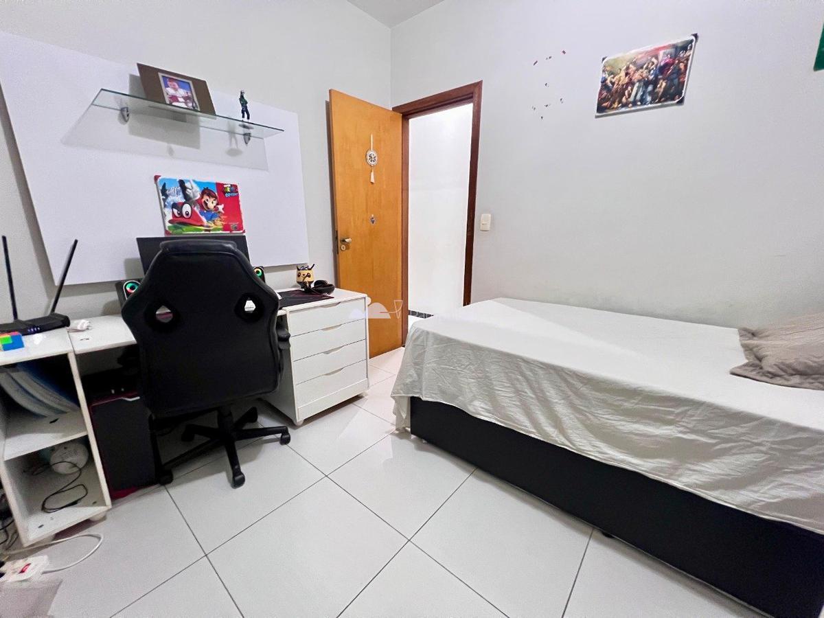 Casa, Céu Azul, 3 Quartos, 4 Vagas, 1 Suíte