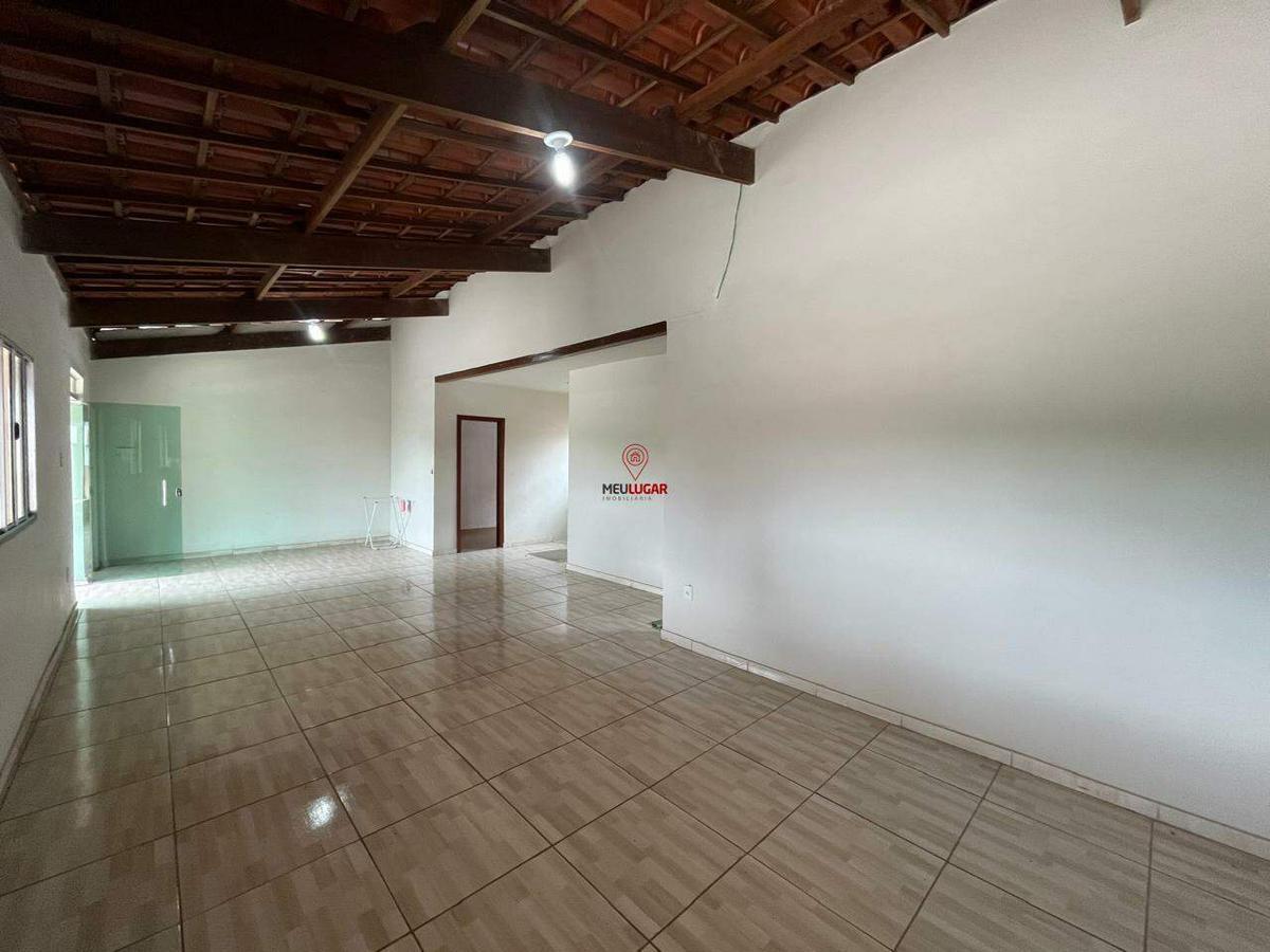 Casa, Santa Helena, 3 Quartos, 3 Vagas, 1 Suíte