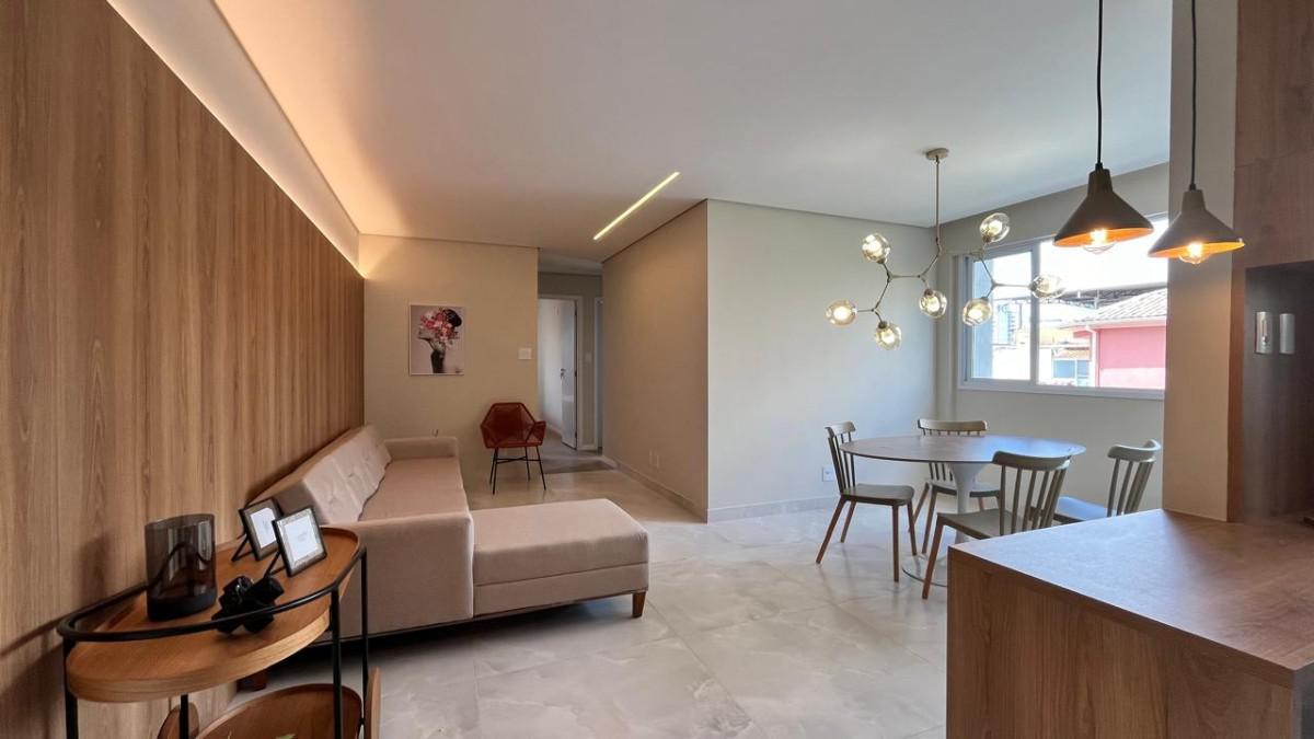 Apartamento, Sagrada Família, 3 Quartos, 2 Vagas, 1 Suíte