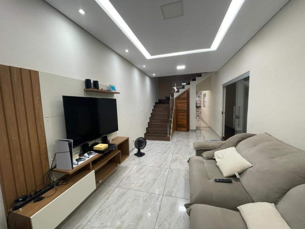 Casa, Araguaia, 4 Quartos, 2 Vagas, 1 Suíte