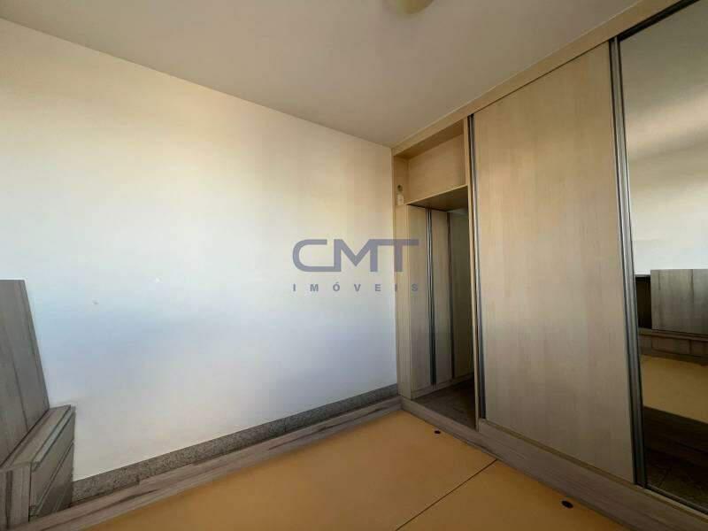 Apartamento, Sagrada Família, 3 Quartos, 2 Vagas, 1 Suíte