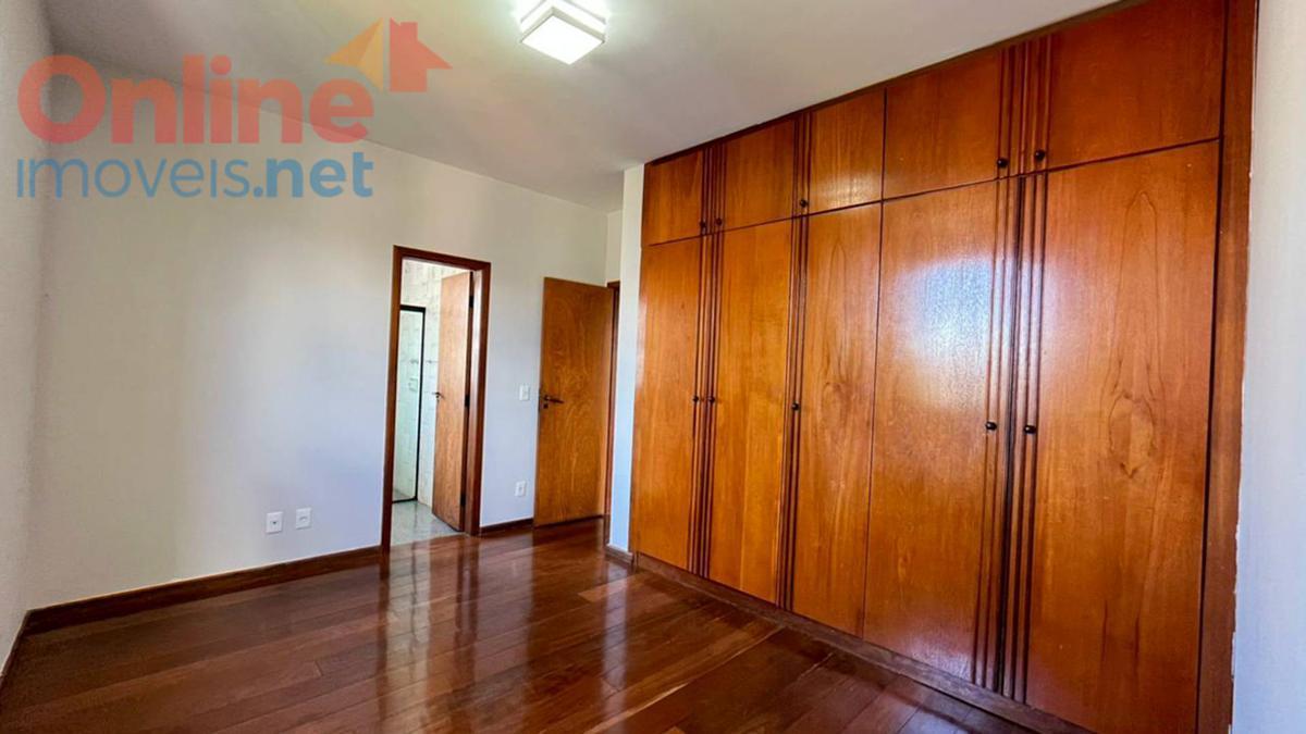 Apartamento, Cruzeiro, 4 Quartos, 0 Vaga, 1 Suíte