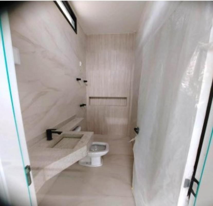 Casa, Planalto, 3 Quartos, 1 Vaga, 1 Suíte