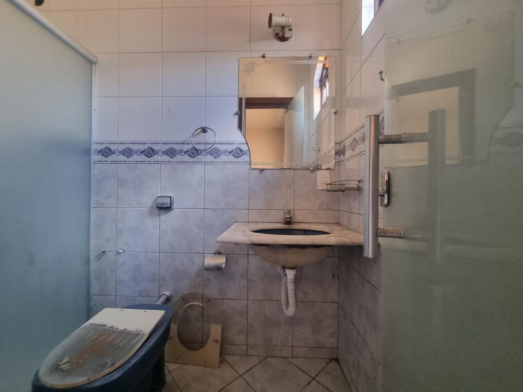 Casa, Amazonas, 2 Quartos, 5 Vagas, 1 Suíte