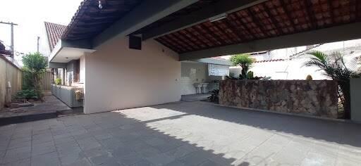 Casa, Santa Helena, 6 Quartos, 4 Vagas, 2 Suítes