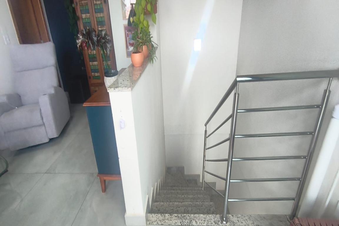 Cobertura, Ermelinda, 3 Quartos, 2 Vagas, 1 Suíte