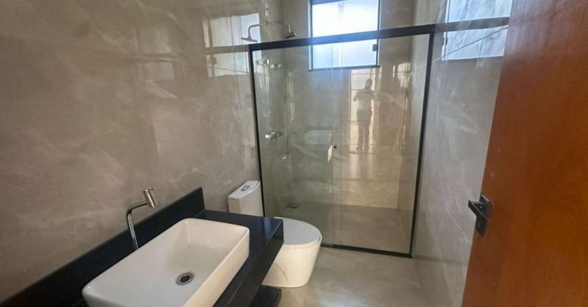 Casa, Mariposas, 4 Quartos, 2 Vagas, 2 Suítes