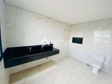 Apartamento, Portal do Sol, 4 Quartos, 0 Vaga, 3 Suítes