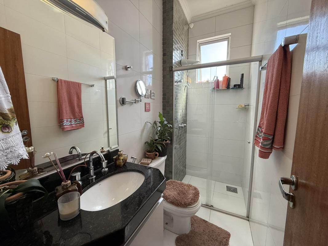 Apartamento, Filadélfia, 3 Quartos, 2 Vagas, 1 Suíte