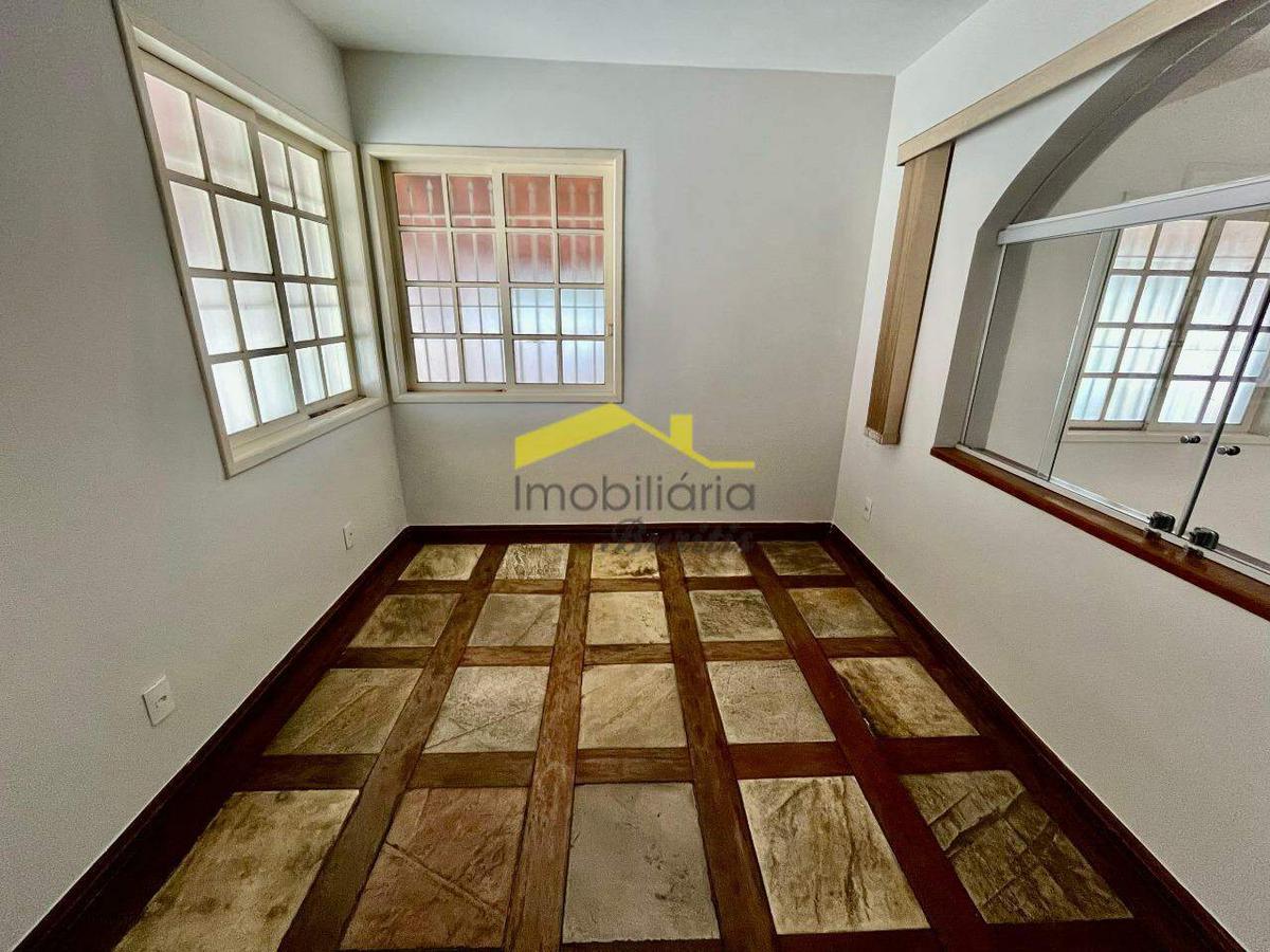 Casa, Havaí, 5 Quartos, 20 Vagas, 1 Suíte