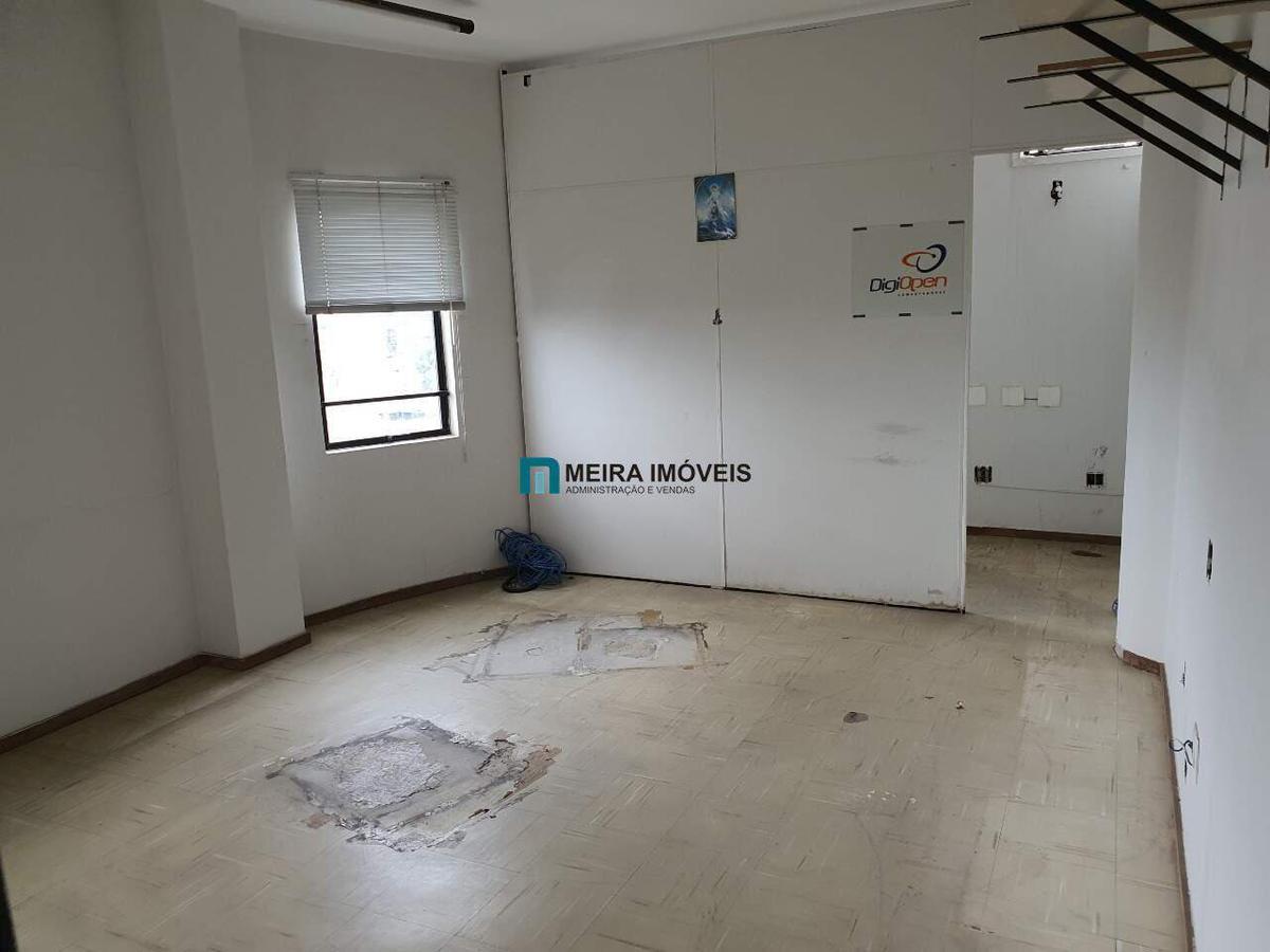 Sala, Luxemburgo, 0 Quarto, 3 Vagas