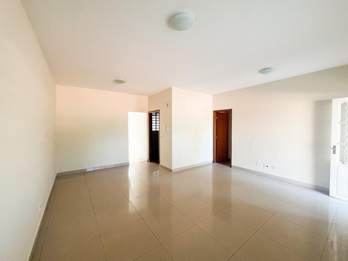 Casa, Alípio de Melo, 3 Quartos, 4 Vagas, 1 Suíte