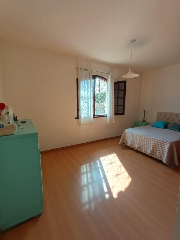 Casa, Itapoã, 4 Quartos, 10 Vagas, 2 Suítes