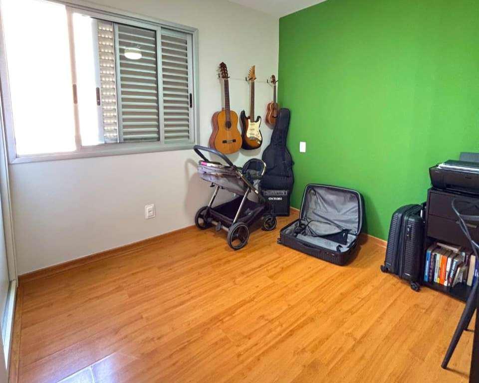 Cobertura, Funcionários, 4 Quartos, 4 Vagas, 2 Suítes