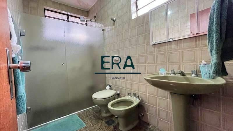 Casa, Comiteco, 4 Quartos, 3 Vagas, 2 Suítes