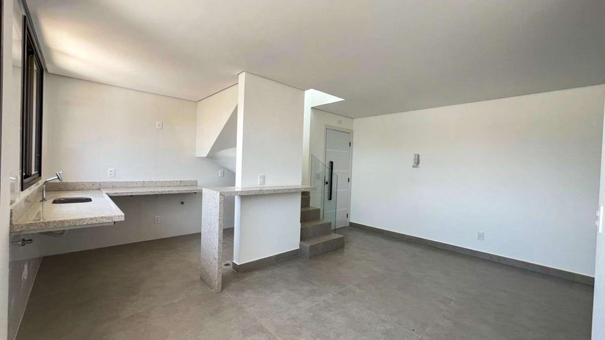 Cobertura, Prado, 3 Quartos, 2 Vagas, 2 Suítes