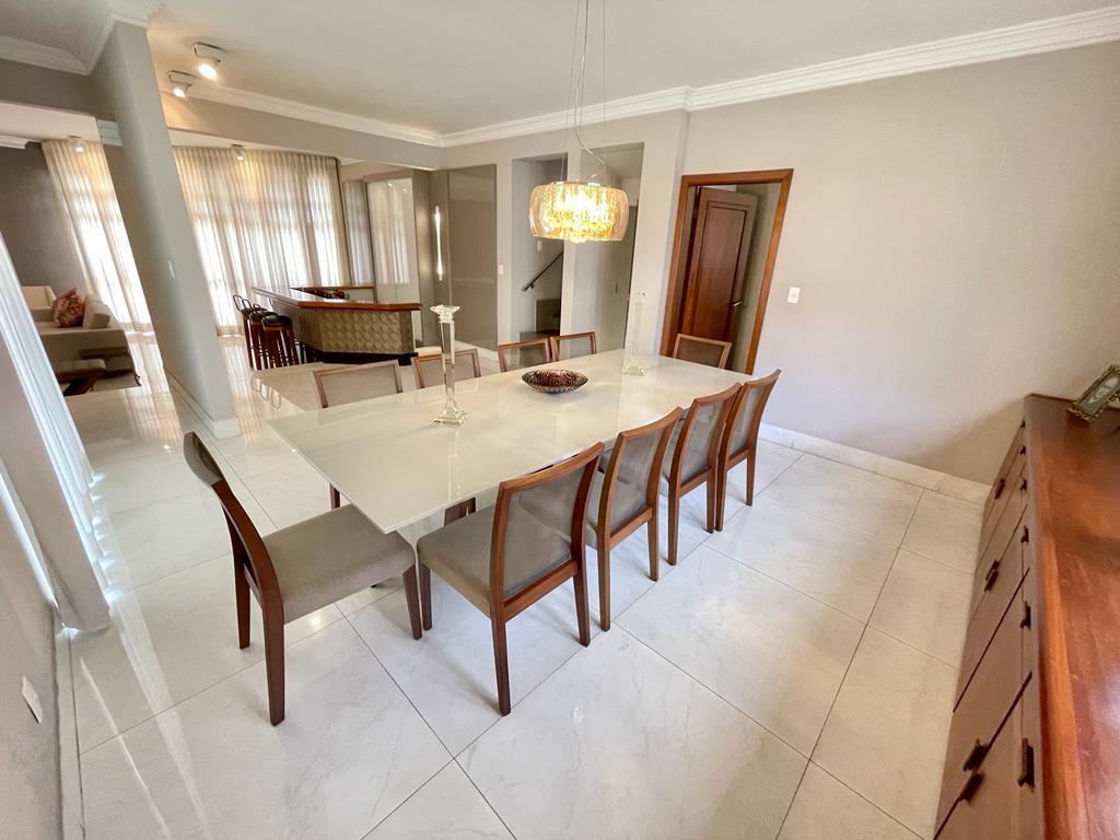 Casa, Bandeirantes (pampulha), 4 Quartos, 8 Vagas, 2 Suítes