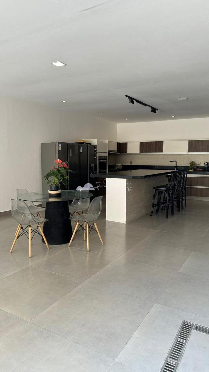 Casa, Braúnas, 3 Quartos, 4 Vagas, 3 Suítes
