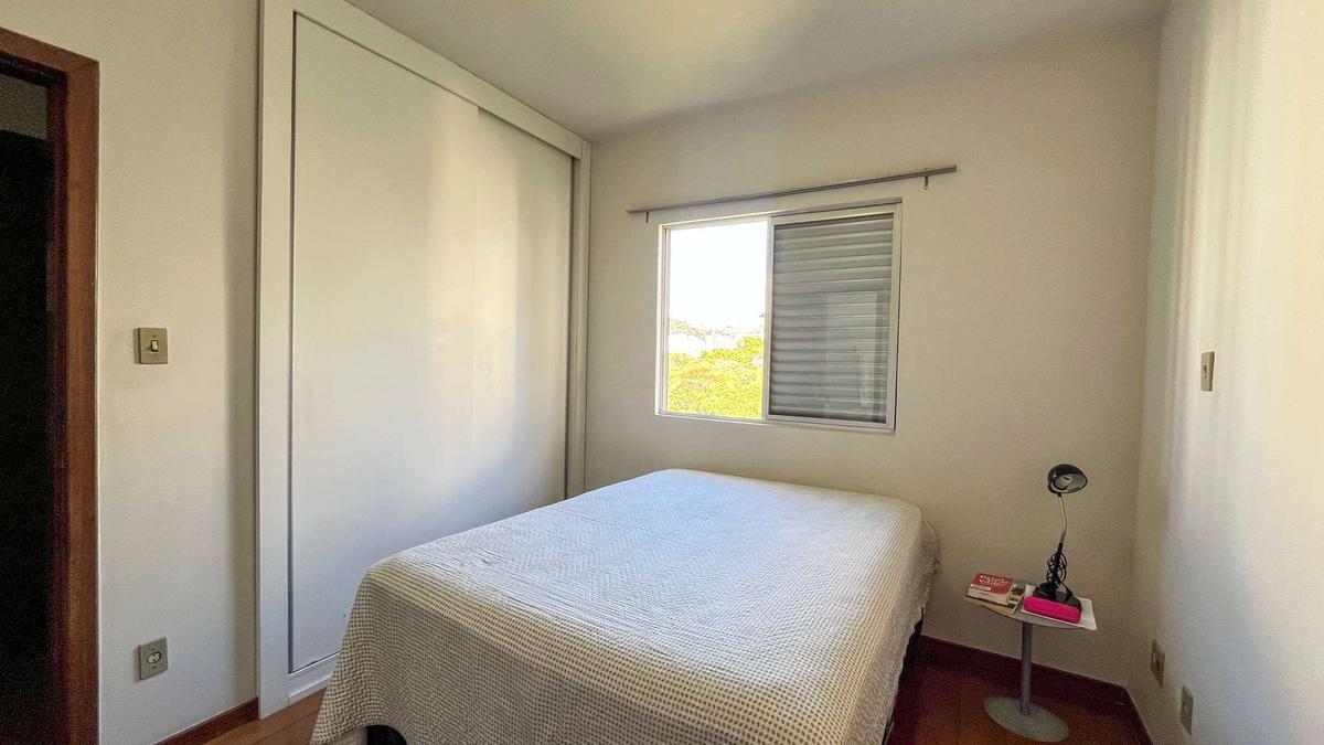 Cobertura, Luxemburgo, 4 Quartos, 2 Vagas, 1 Suíte