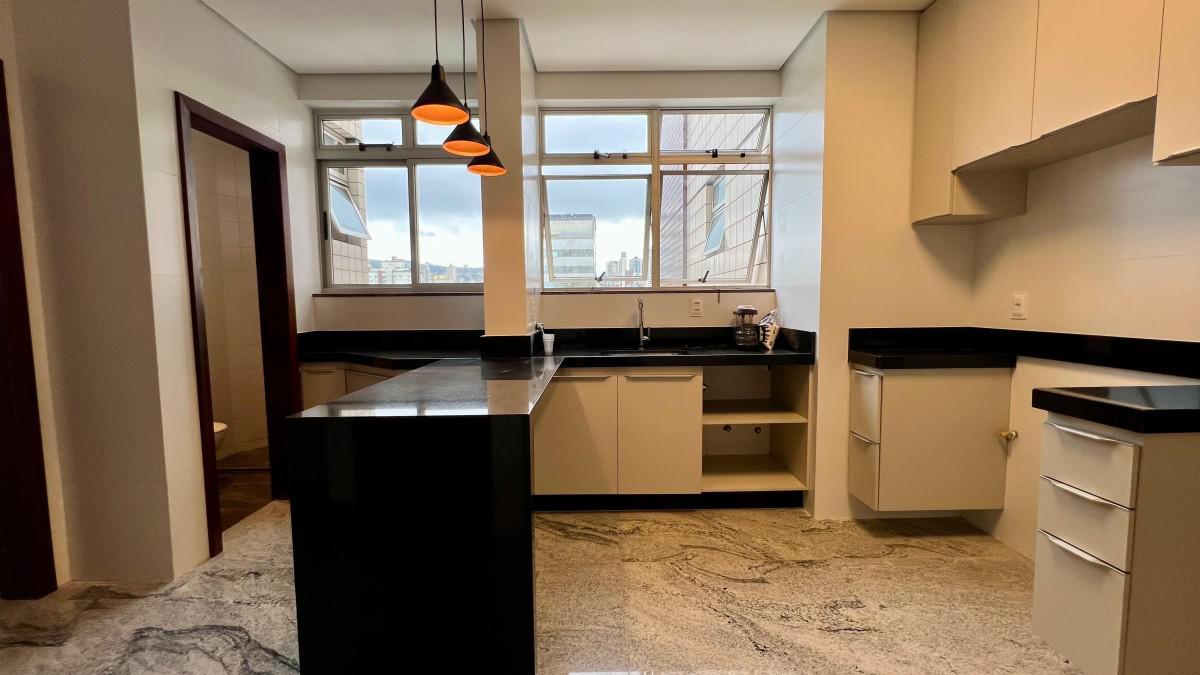 Apartamento, Savassi, 3 Quartos, 2 Vagas, 1 Suíte