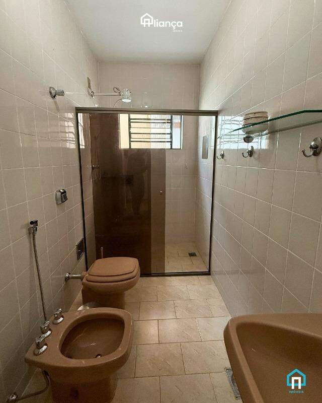 Casa, Centro, 3 Quartos, 1 Vaga, 1 Suíte