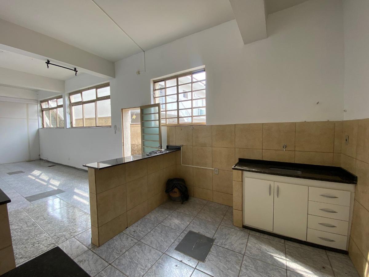 Casa, Colégio Batista, 6 Quartos, 2 Vagas, 2 Suítes