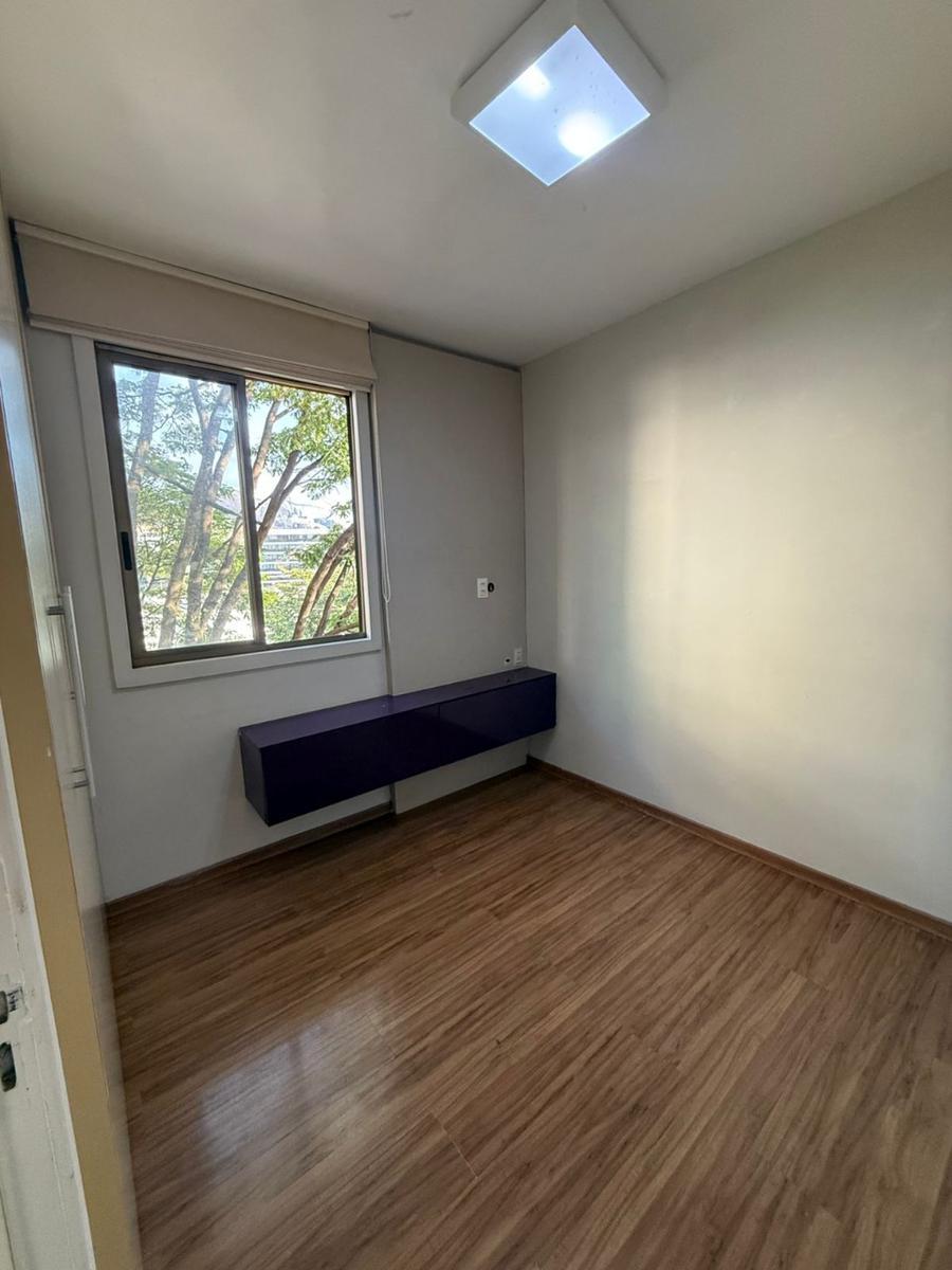 Apartamento, Estoril, 2 Quartos, 2 Vagas