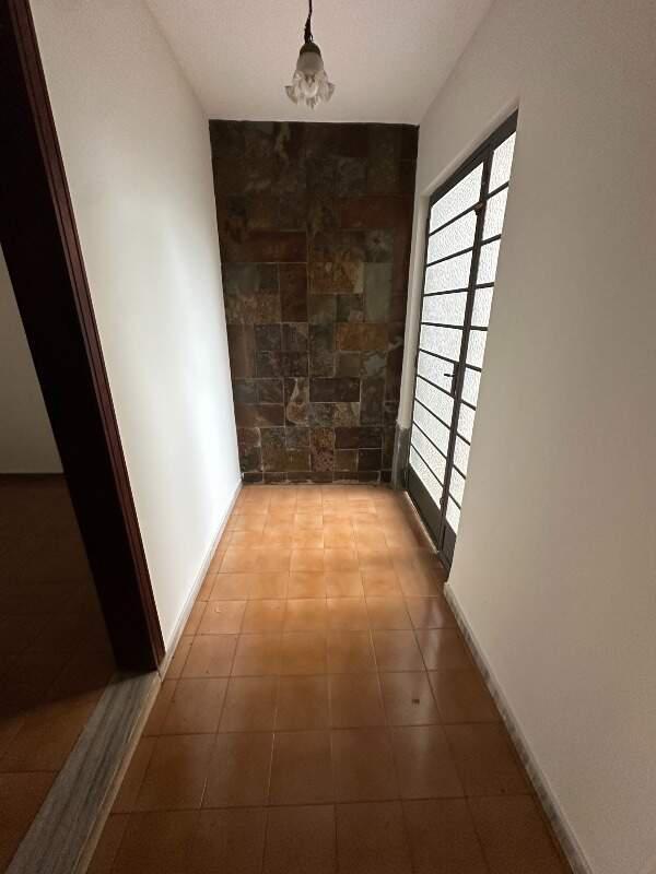 Casa, Sagrada Família, 0 Quarto, 1 Vaga