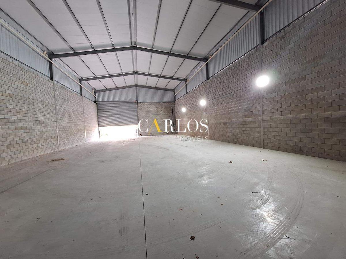 Galpão, Três Barras