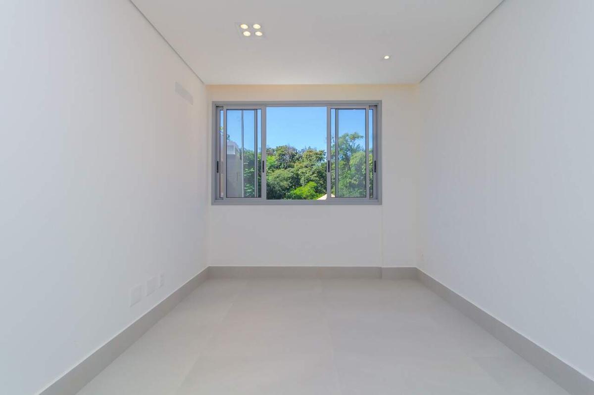 Apartamento, Sagrada Família, 3 Quartos, 1 Vaga, 1 Suíte