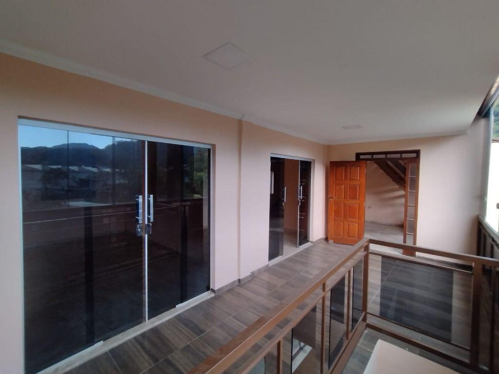 Casa, Vila Santa Cruz, 2 Quartos, 0 Vaga, 1 Suíte