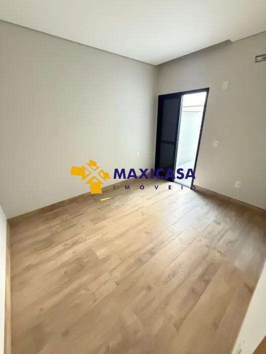 Casa, Jaraguá, 4 Quartos, 4 Vagas, 1 Suíte