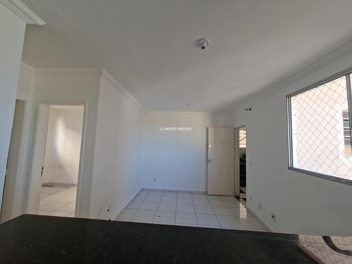 Apartamento, Jardim Riacho das Pedras, 2 Quartos, 1 Vaga