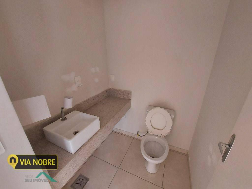 Sala, Funcionários