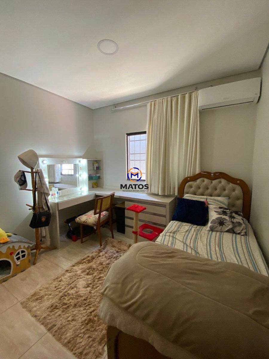 Casa, Monte Carlo, 3 Quartos, 3 Vagas, 1 Suíte