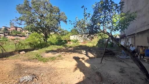 Lote, Universitário, 0 Quarto, 0 Vaga