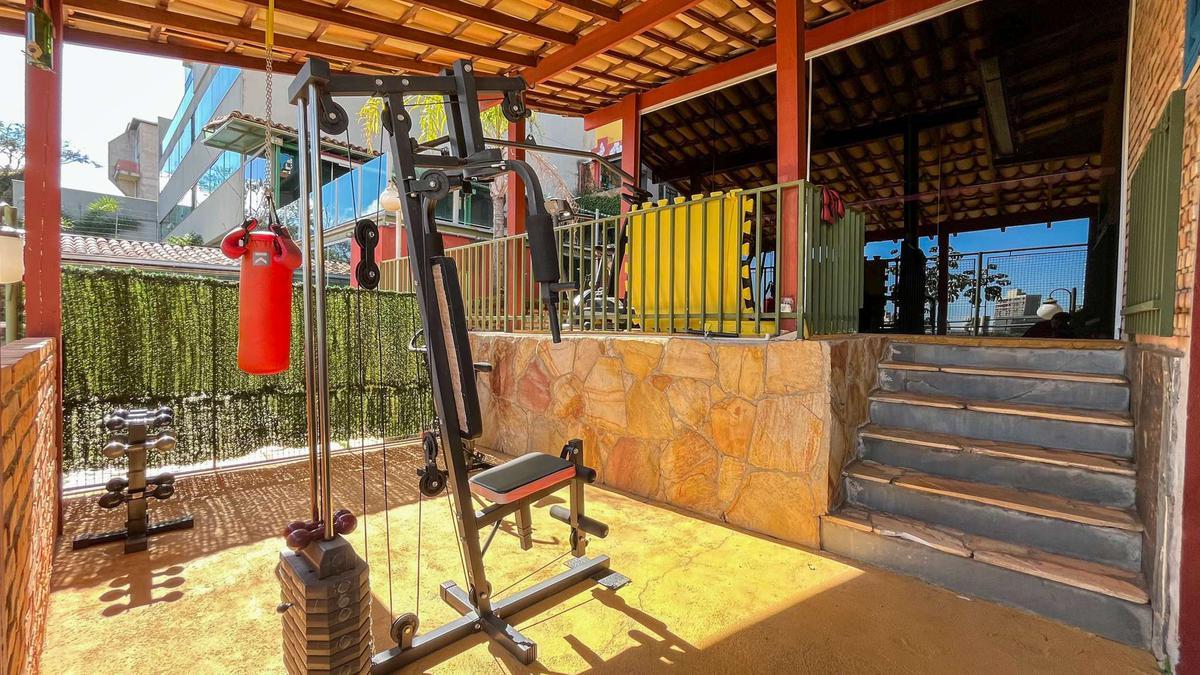 Casa, Santa Lúcia, 5 Quartos, 5 Vagas, 2 Suítes
