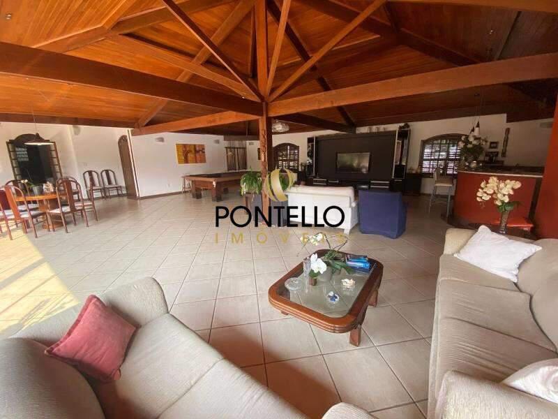 Casa, Santa Lúcia, 5 Quartos, 4 Vagas, 3 Suítes