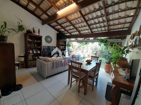 Casa, Cabral, 3 Quartos, 0 Vaga, 1 Suíte