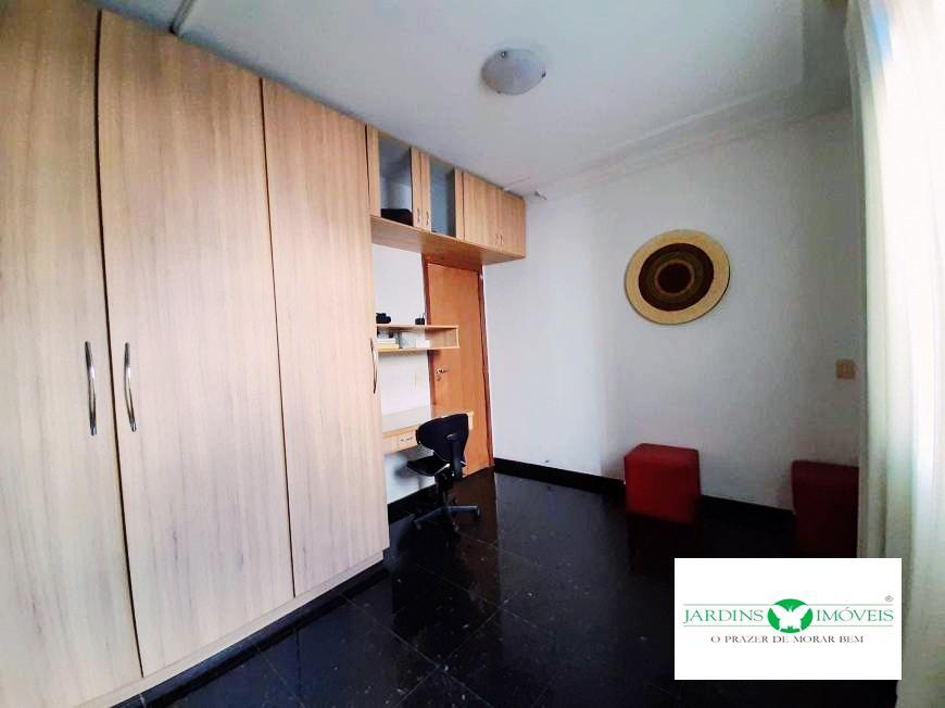 Casa, Santa Cruz, 4 Quartos, 4 Vagas, 2 Suítes