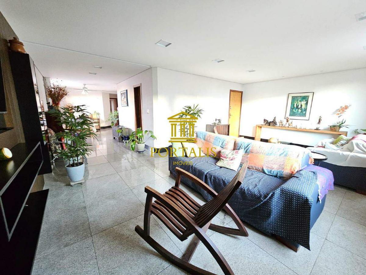 Apartamento, Santa Rosa, 4 Quartos, 2 Vagas, 3 Suítes