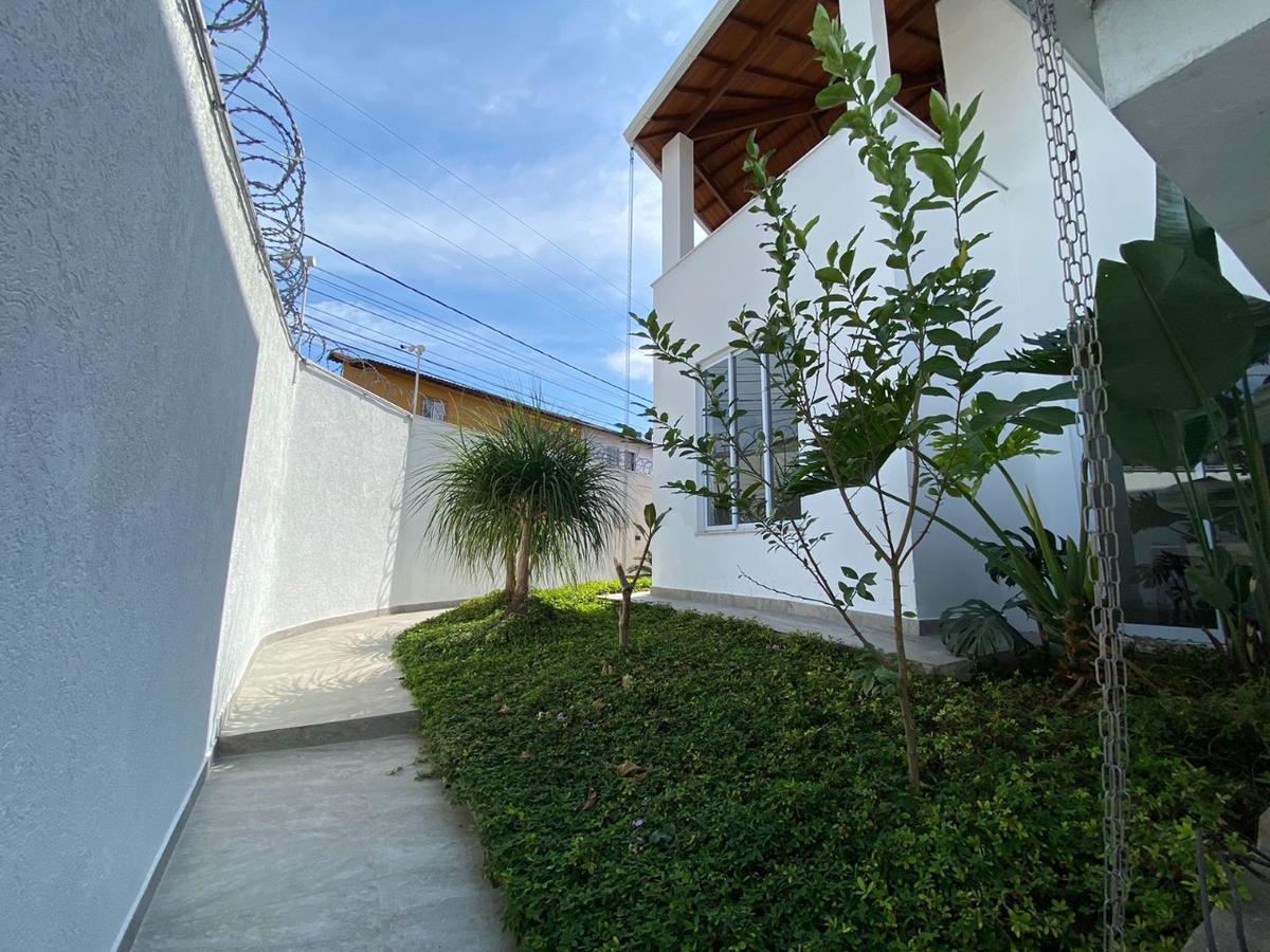 Casa, Santa Amélia, 3 Quartos, 4 Vagas, 2 Suítes