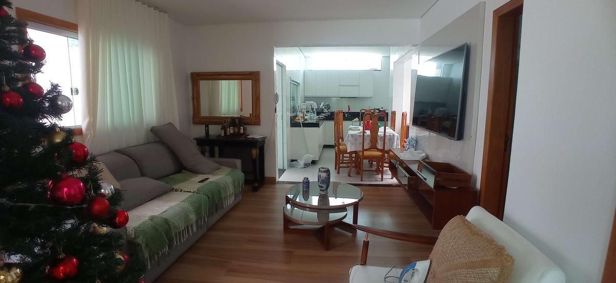 Casa, Colégio Batista, 5 Quartos, 2 Vagas, 2 Suítes