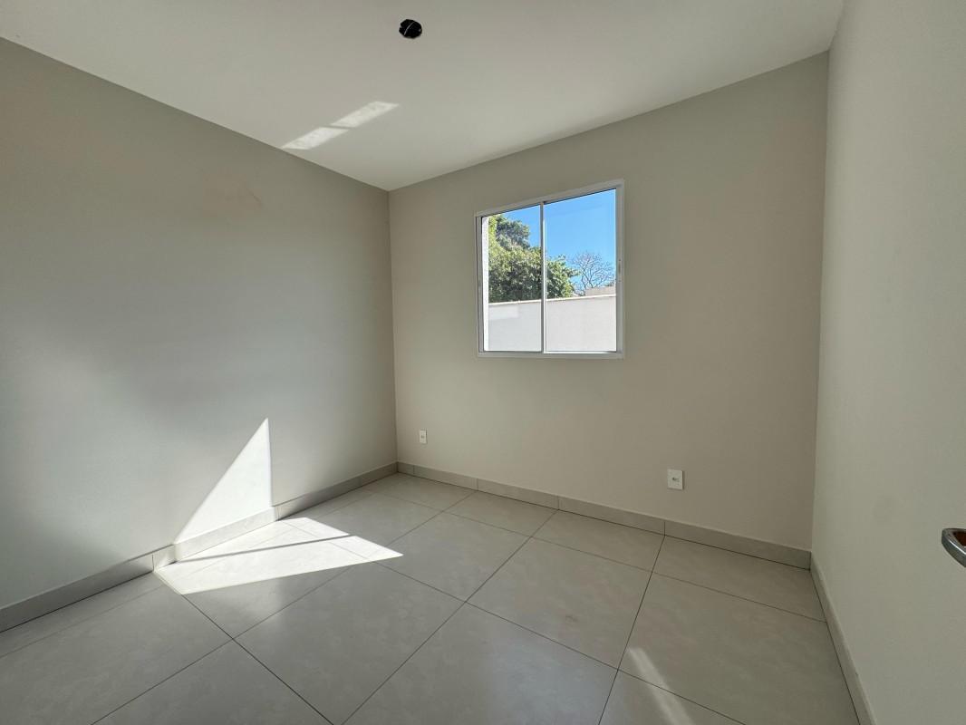 Apartamento, Santa Mônica, 2 Quartos, 1 Vaga
